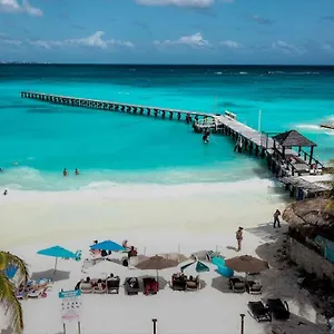 La Palma Beachfront & Club Nautico 4*, Cancún México